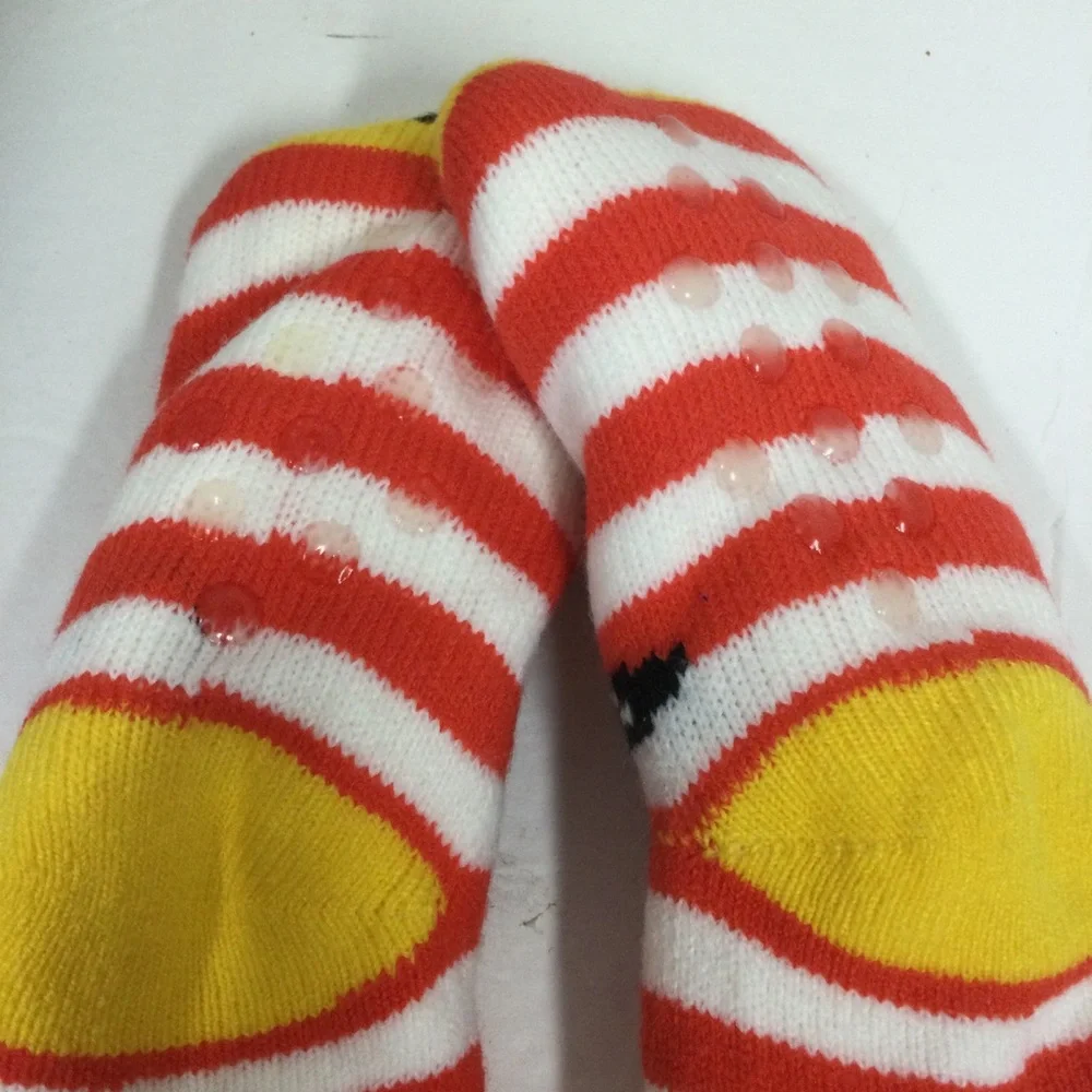Peanuts Snoopy Sherpa Lined Non Slip Socks Striped Red&White Cartoon Design kids